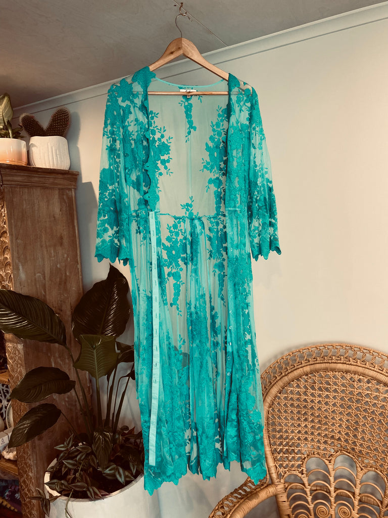 Vintage (Unworn) Arnhem Dress/Kimono Lace